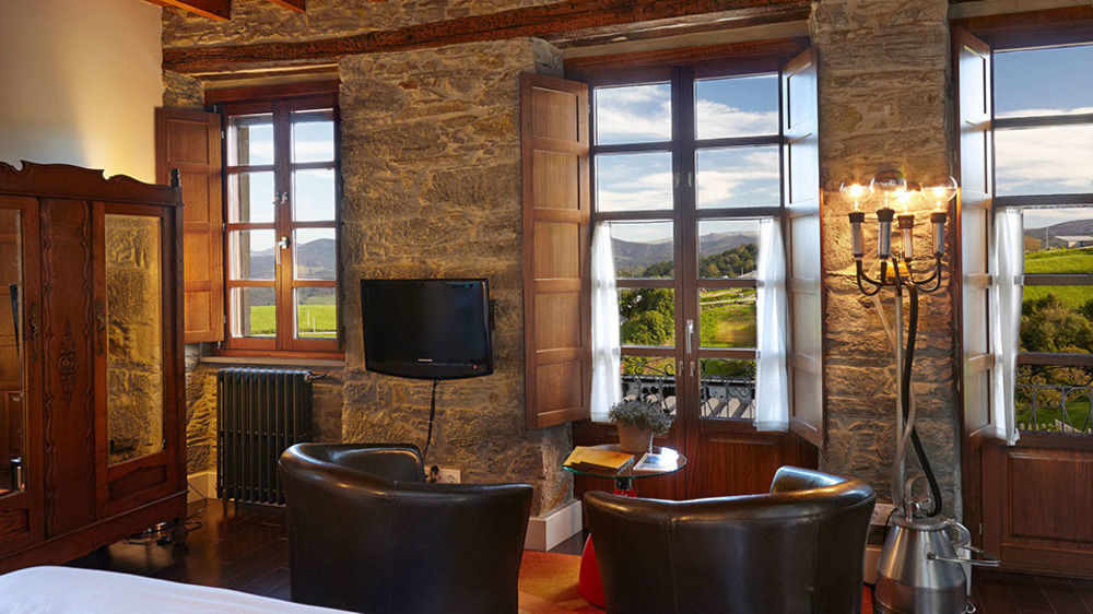 El Vallin Hotel Rural 3 Cabos מראה חיצוני תמונה